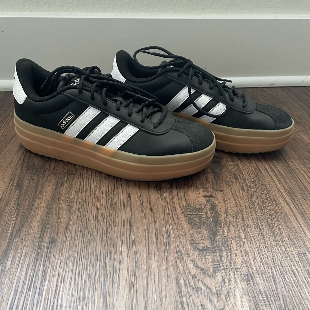 Adidas VL Court Platforms
